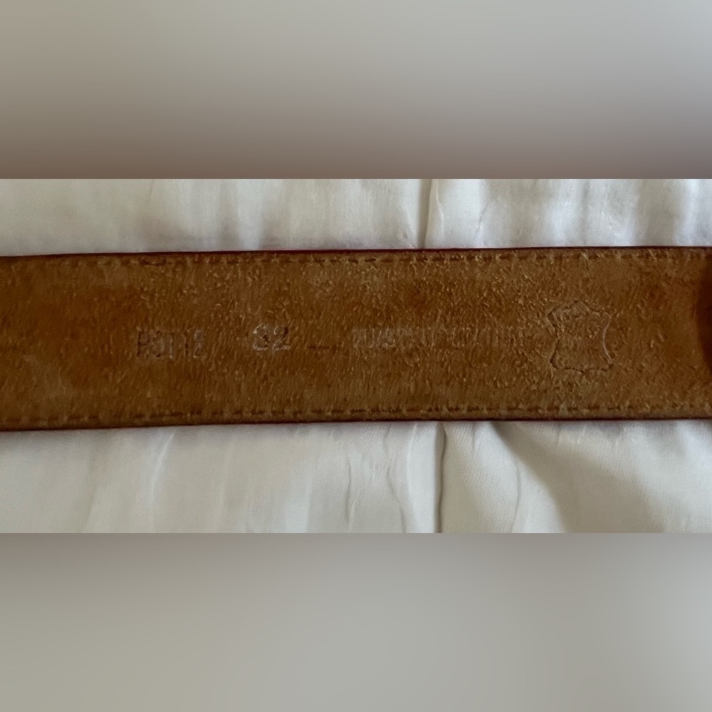 Red Leather Belt Punk Skull & Hearts Size 32 - Picture 2 of 3